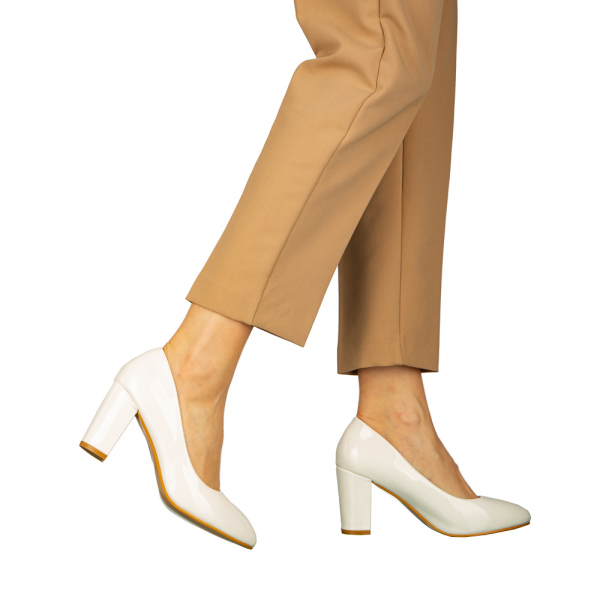 Дамски обувки с ток бели  от еко кожа  Crenta, 3 - Kalapod.bg